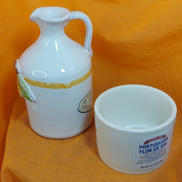 Galantino Handpainted Ceramic Oil Cruet/Trader Joe's Portugese Salt Ceramic Jar - Picture 8 of 10
